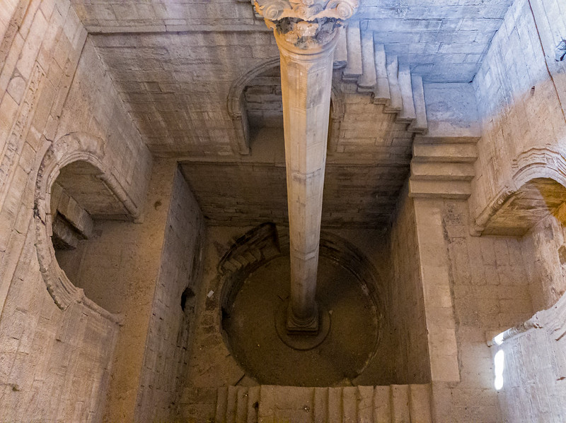 Interior of Nilometer in Cairo<br/>© <a href="https://flickr.com/people/25856401@N00" target="_blank" rel="nofollow">25856401@N00</a> (<a href="https://flickr.com/photo.gne?id=51202966737" target="_blank" rel="nofollow">Flickr</a>)