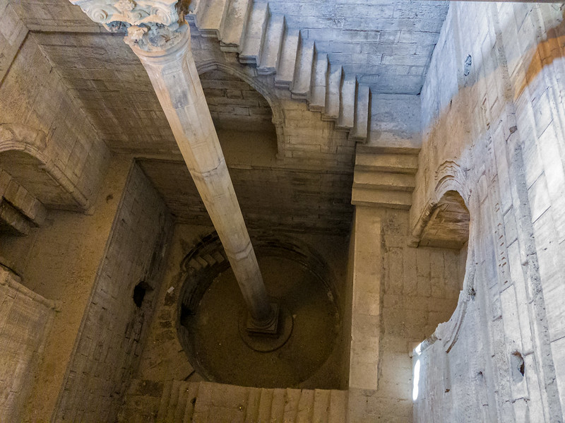 Interior of Nilometer in Cairo<br/>© <a href="https://flickr.com/people/25856401@N00" target="_blank" rel="nofollow">25856401@N00</a> (<a href="https://flickr.com/photo.gne?id=51203888298" target="_blank" rel="nofollow">Flickr</a>)