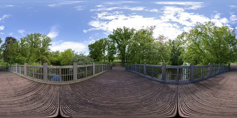 on the bridge (spring) (360 x 180)<br/>© <a href="https://flickr.com/people/81504125@N00" target="_blank" rel="nofollow">81504125@N00</a> (<a href="https://flickr.com/photo.gne?id=51211094980" target="_blank" rel="nofollow">Flickr</a>)