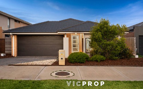 25 Mirka Wy, Point Cook VIC 3030