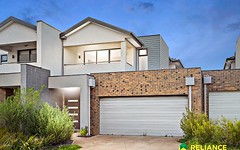 5/5 Greg Norman Drive, Point Cook VIC