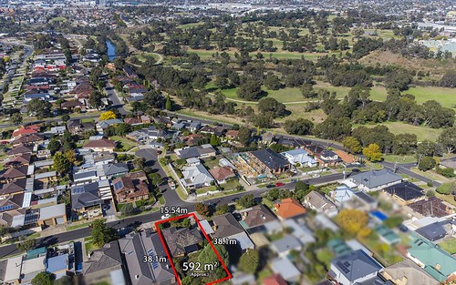 11 White St, Avondale Heights VIC 3034