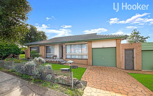 547 Woodville Rd, Guildford NSW 2161