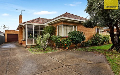 2 Perry St, St Albans VIC 3021