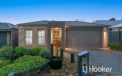 21 Waler Circuit, Clyde North VIC