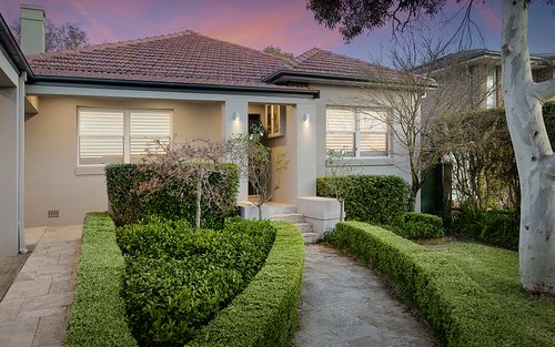 8 Currawong Av, Lane Cove West NSW 2066