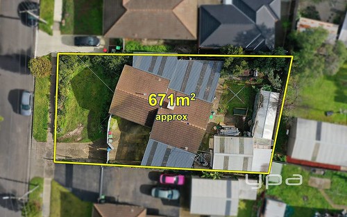 4 Melwood Ct, Meadow Heights VIC 3048