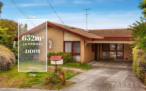 8 Lansell Dr, Doncaster VIC 3108