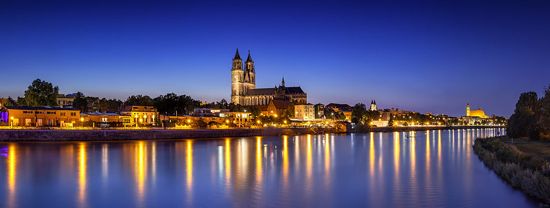 Magdeburg Skyline Panorama<br/>© <a href="https://flickr.com/people/67534619@N02" target="_blank" rel="nofollow">67534619@N02</a> (<a href="https://flickr.com/photo.gne?id=51334811726" target="_blank" rel="nofollow">Flickr</a>)