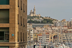 Rue de la Loge - Marseille (France)<br/>© <a href="https://flickr.com/people/24406544@N00" target="_blank" rel="nofollow">24406544@N00</a> (<a href="https://flickr.com/photo.gne?id=51350877843" target="_blank" rel="nofollow">Flickr</a>)