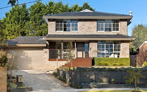 5 Morecombe Pl, Wheelers Hill VIC 3150