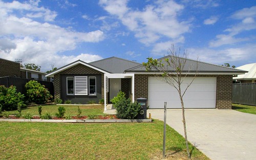 5 Chichester Road, Sussex Inlet NSW 2540