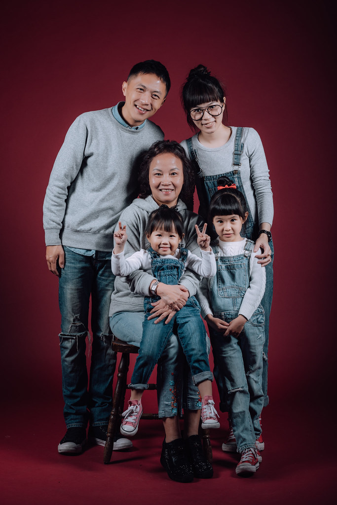 《全家福寫真》The Yeh Family / 攝影師 Eric Yeh / 良大攝影工作室