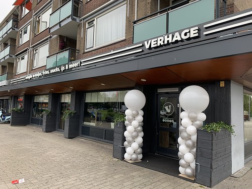 Ballonpilaar Breed Rond Restaurant Verhage Rotterdam IJselmonde