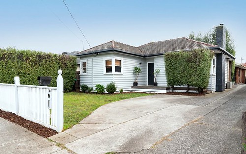 24 Roberts Road, Airport West Vic 3042