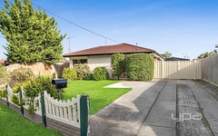 17 Moyston Court, Meadow Heights Vic