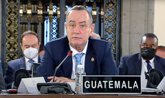 VI Cumbre de la Comunidad de Estados Latinoamericanos y Caribeños (CELAC)1366 by Gobierno de Guatemala