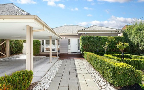 22 Florence St, Brighton East VIC 3187