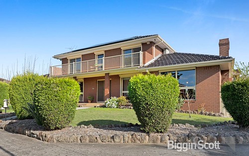18 Italle Ct, Wheelers Hill VIC 3150