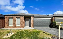 71 Oakpark Drive, Harkness VIC