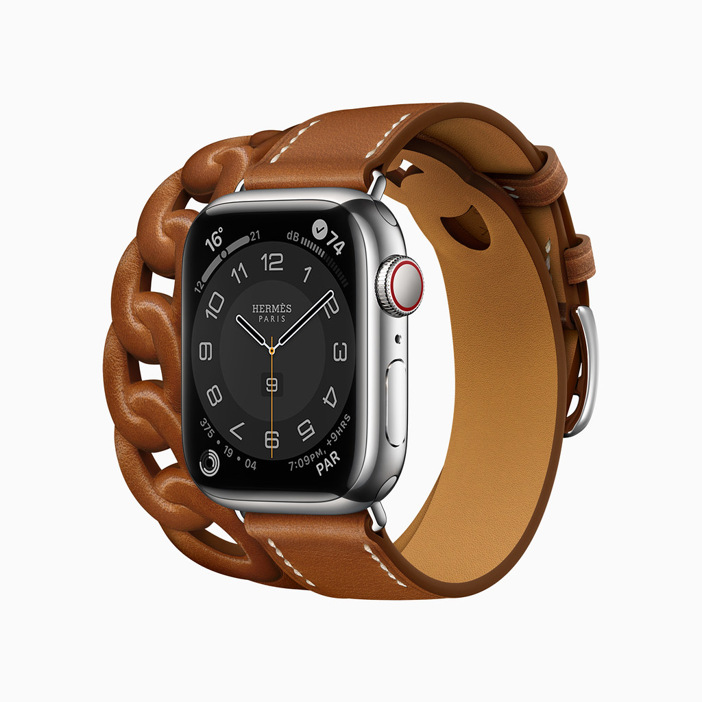 Apple_watch-series7-availability_hermes_10052021