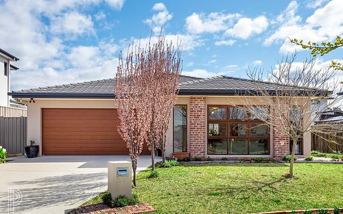 37 Annabelle View, Coombs ACT