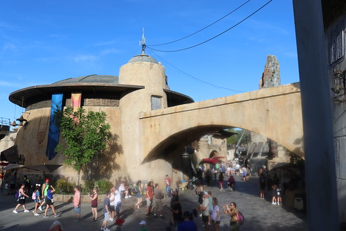Star Wars: Galaxy's Edge • <a style="font-size:0.8em;" href="http://www.flickr.com/photos/28558260@N04/51562843206/" target="_blank">View on Flickr</a>
