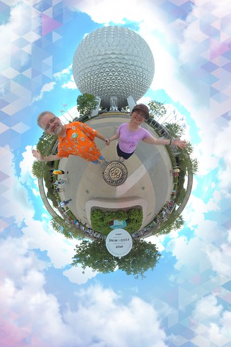 Tracey and Scott at Epcot • <a style="font-size:0.8em;" href="http://www.flickr.com/photos/28558260@N04/51563100746/" target="_blank">View on Flickr</a>