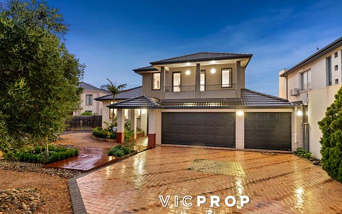 4 Waterford Ct, Point Cook VIC 3030
