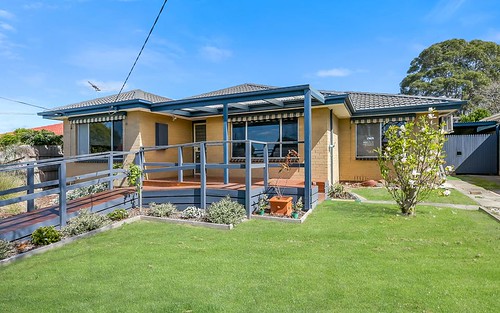 20 Lawrence Crescent, Noble Park North VIC
