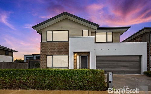 8 Esslemont Wy, Wantirna South VIC 3152