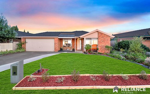 67 Cleveland Drive, Hoppers Crossing VIC