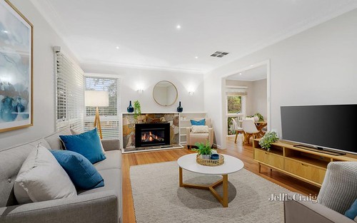 21 Forest Rd, Forest Hill VIC 3131
