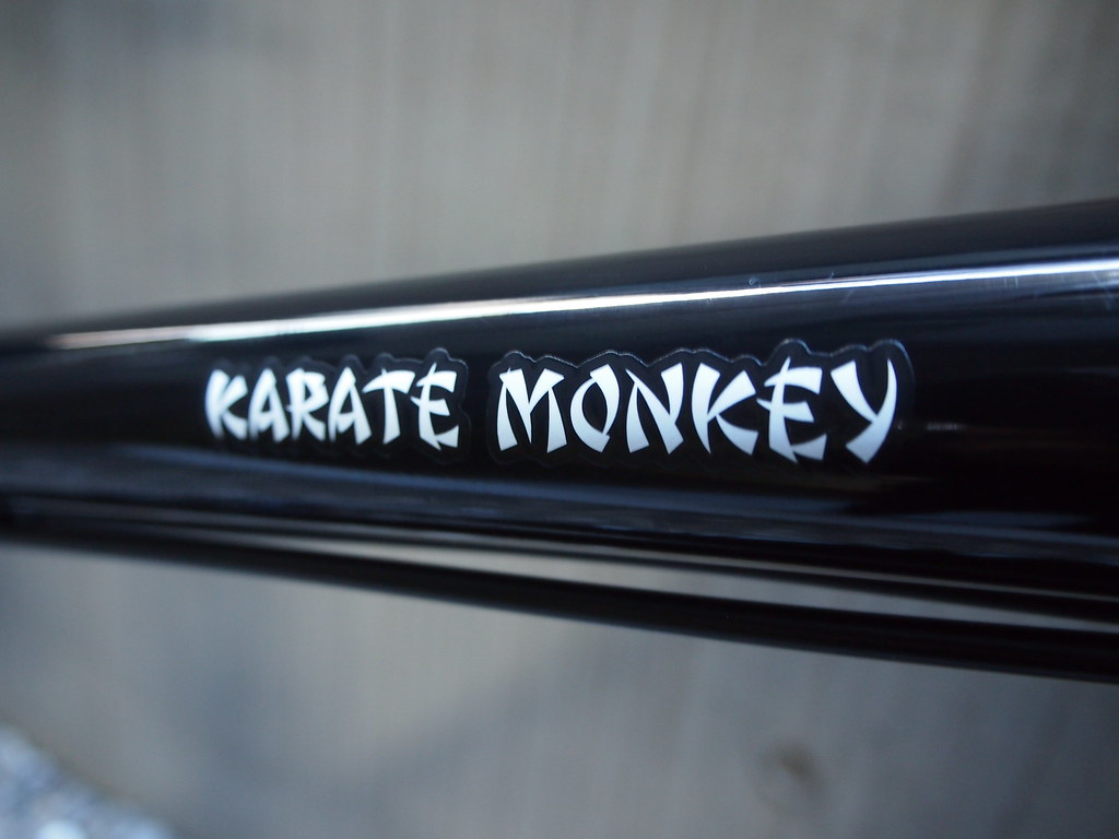SURLY Karate Monkey Deore Logo 2