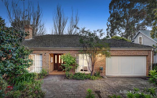 2/13 Dudley Pde, Canterbury VIC 3126