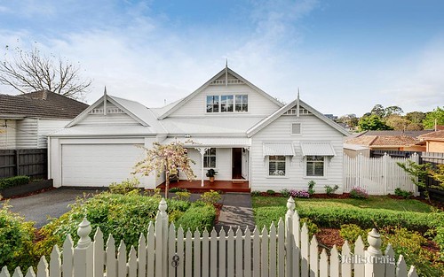 27 Woodhouse Gr, Box Hill North VIC 3129