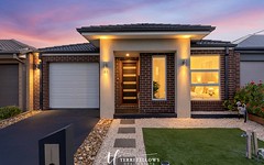 22 Collinson Way, Officer VIC