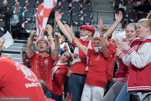 Supporters - ©Christelle Gouttefarde