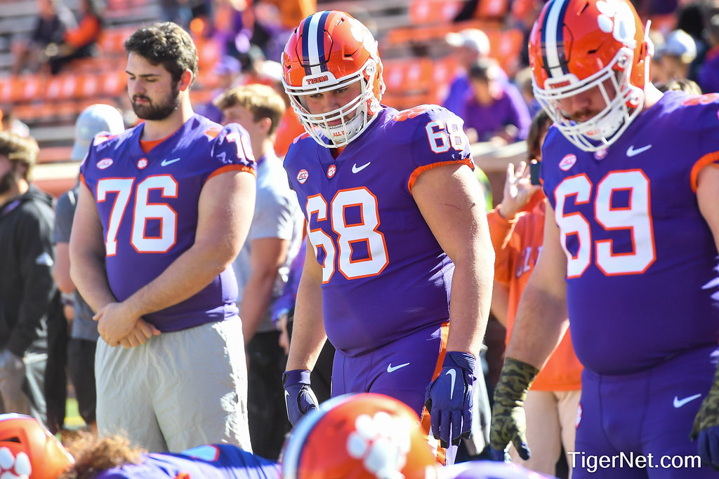 Clemson Football Photo of Will Boggs and uconn