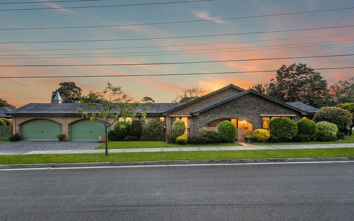 1 Marcus Rd, Dingley Village VIC 3172