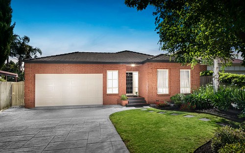 3 Narrawong Cl, Rowville VIC 3178