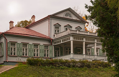 Manor house in Abramtsevo