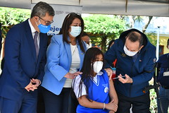 Vacunación en el MINEDUC by Gobierno de Guatemala