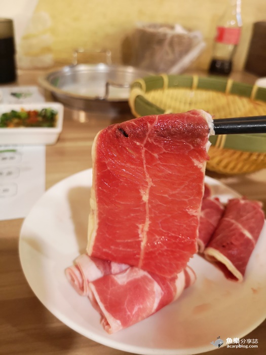 【台北松山】秋紅園野菜鍋物｜野菜吃到飽 有菜有肉什麼都有 @魚樂分享誌