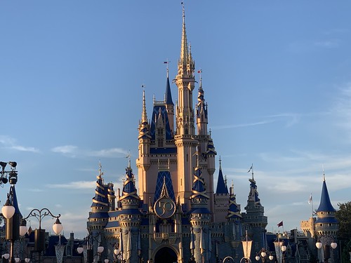 Walt Disney World 50th: Cinderella Castle • <a style="font-size:0.8em;" href="http://www.flickr.com/photos/28558260@N04/51706186227/" target="_blank">View on Flickr</a>