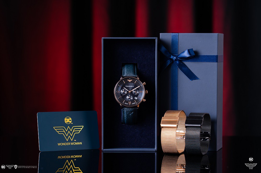 凡購買神力女超人系列手錶另加贈希奧朵拉品牌專屬米蘭錶帶。售價NT$5480