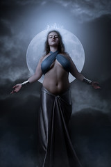 Moon Goddess 4528