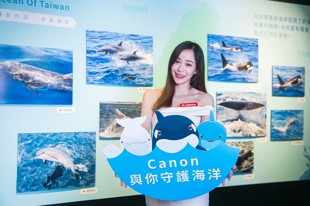11_ Canon從多年不間斷的淨灘活動擴展到鯨豚攝影展系列活動，期望藉由一連串海洋保育行動，呼籲大眾共同守護珍貴的海洋資源。