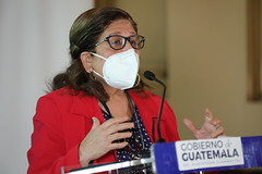 Conferencia de prensa semanal by Gobierno de Guatemala