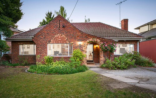63 Wilfred Rd, Ivanhoe East VIC 3079